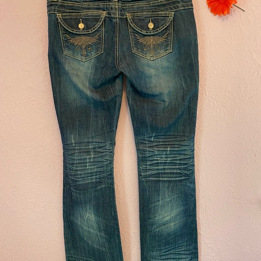 Almost Famous jeans 11